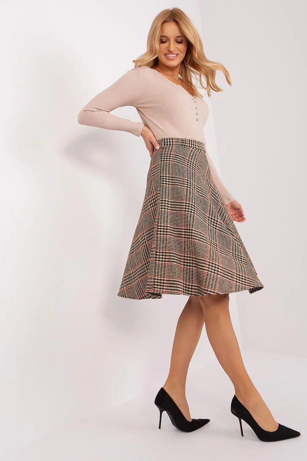 Lakerta elegant knit skirt - Honesty Sales