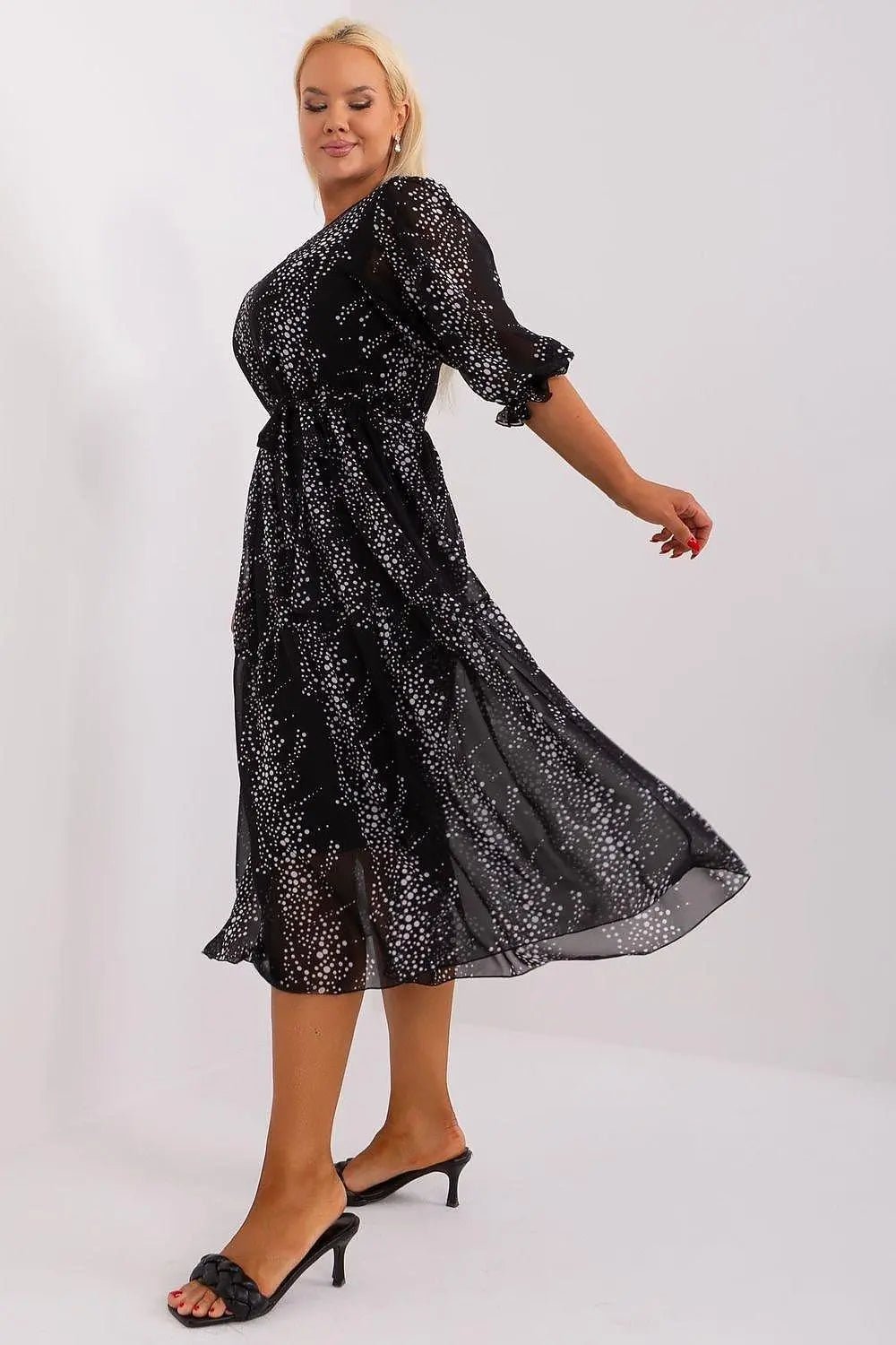 Lakerta round neckline plus size dress - Honesty Sales