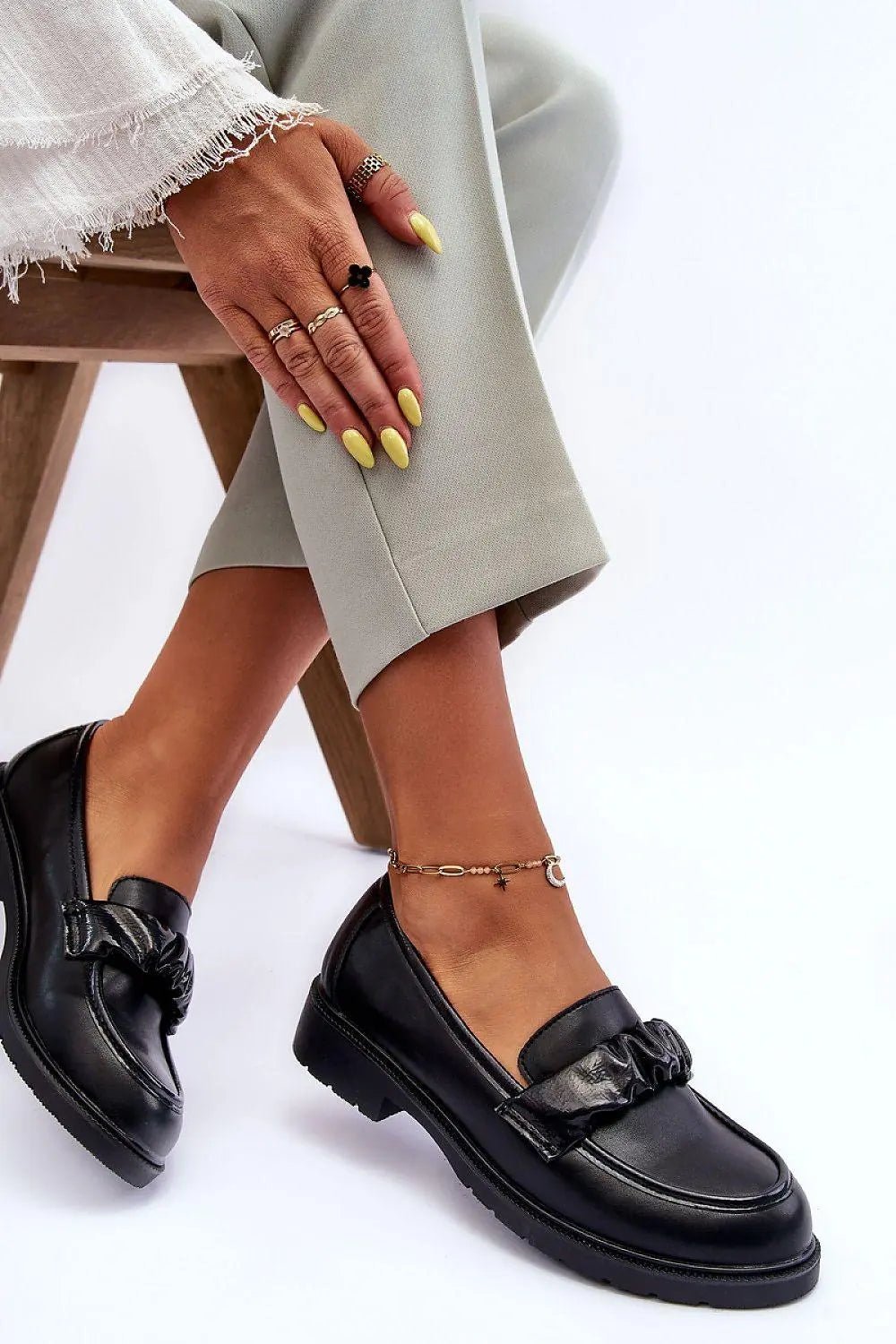 Low Shoes model 190181 Step in style - Honesty Sales