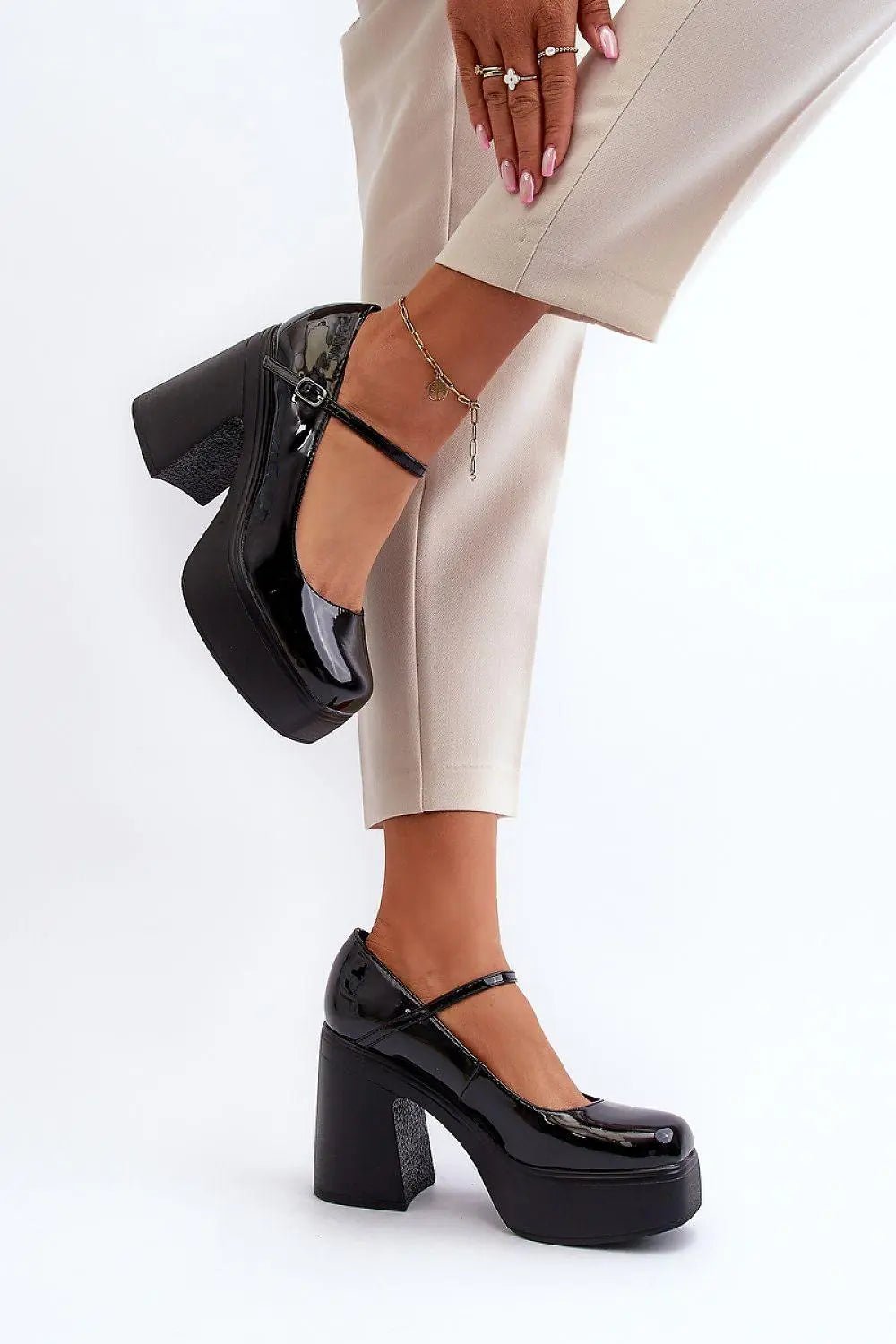 Low Shoes model 195410 Step in style - Honesty Sales
