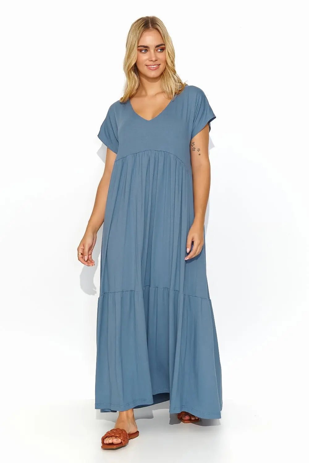Makadamia airy, casual and fashionable maxi dress - Honesty Sales