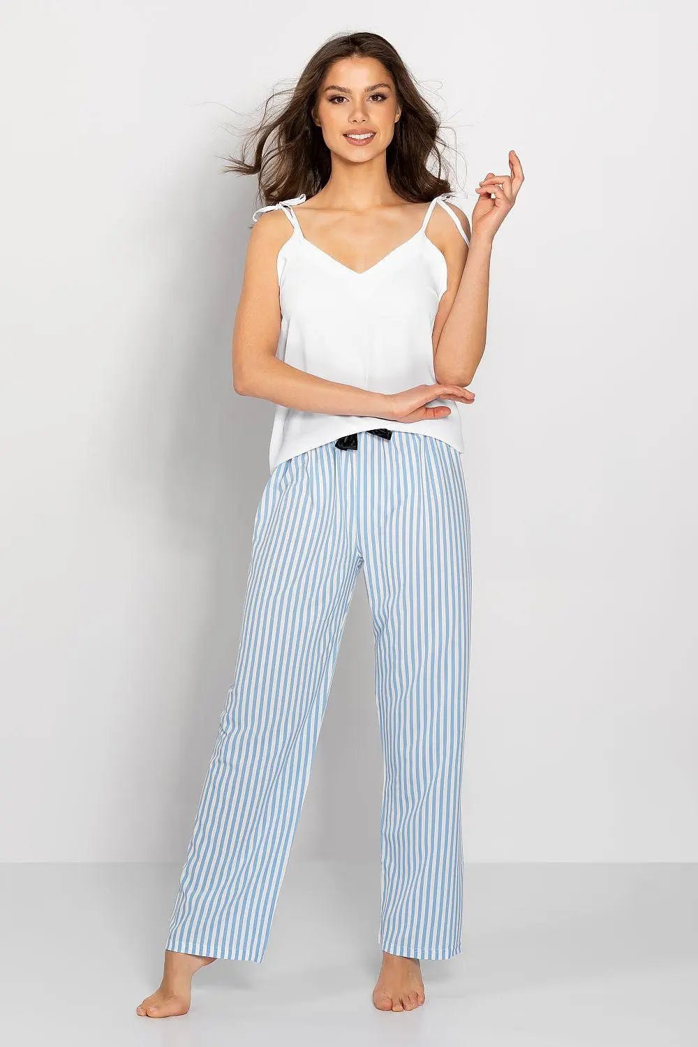Momenti Per Me t-shirt and long pants pajamas - Honesty Sales