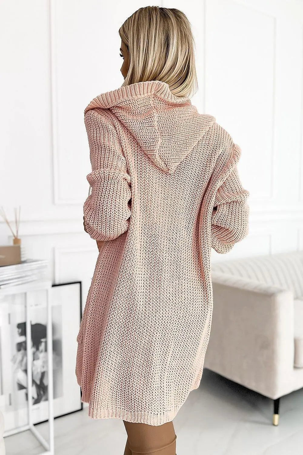 Numoco cardigan warm bedspread with hood, pockets and a patch - Honesty Sales