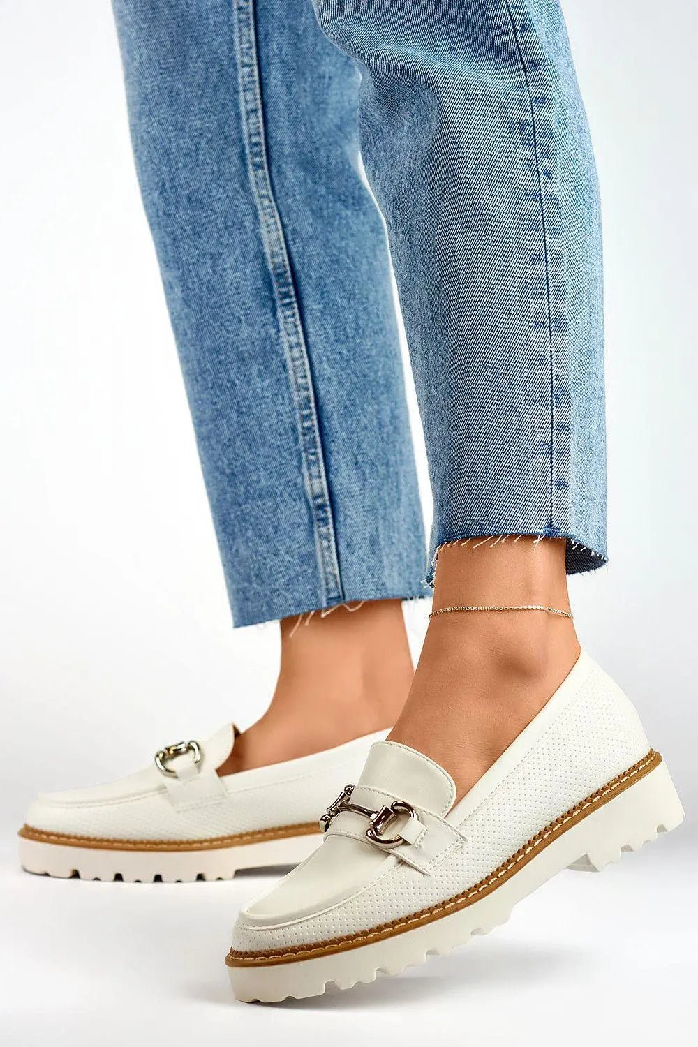 PRIMO elegance white shade low shoes - Honesty Sales
