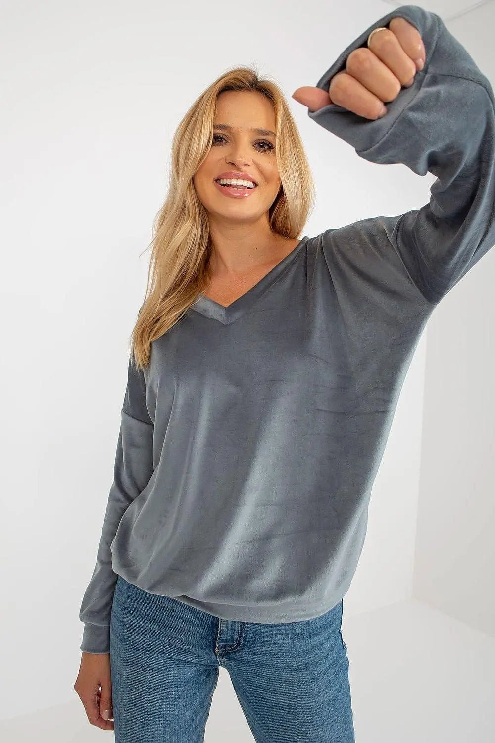 Relevance casual styling velour sweatshirt - Honesty Sales