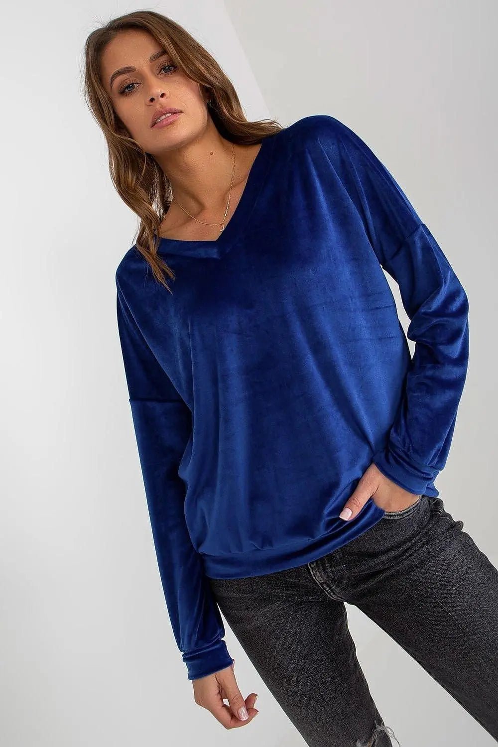 Relevance casual styling velour sweatshirt - Honesty Sales