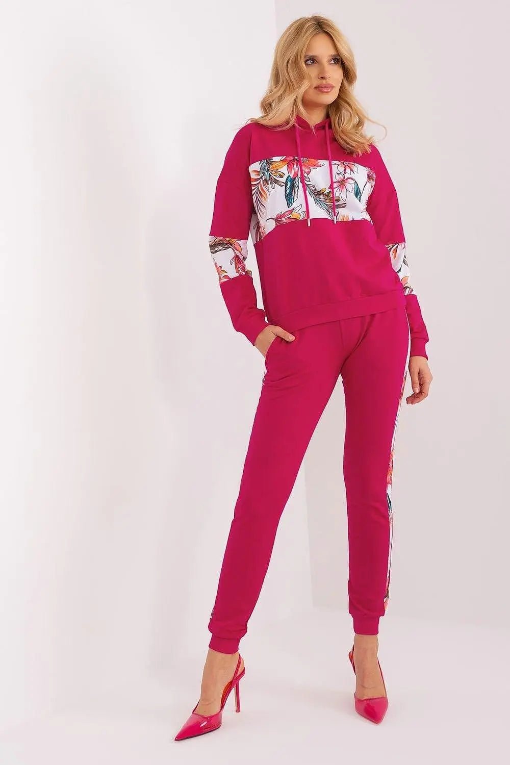 Relevance long-sleeve sweatshirt and hoodie - Honesty Sales