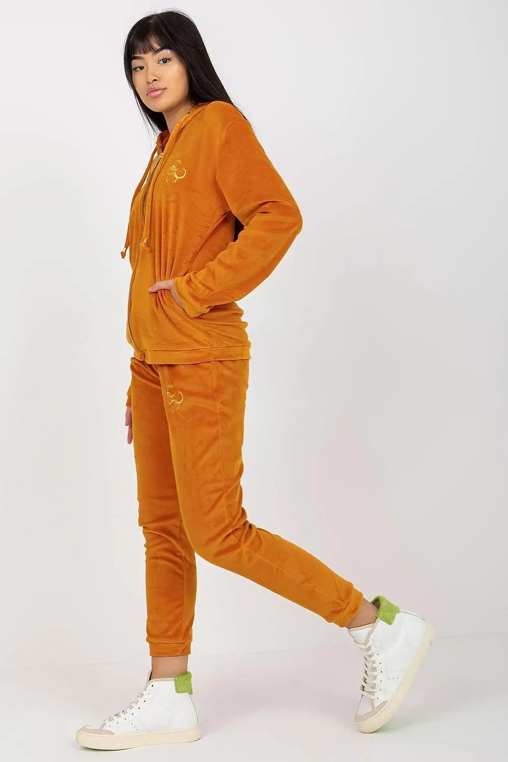 Relevance long sleeves sweatshirt with zipper, hood and slip pockets - Honesty Sales