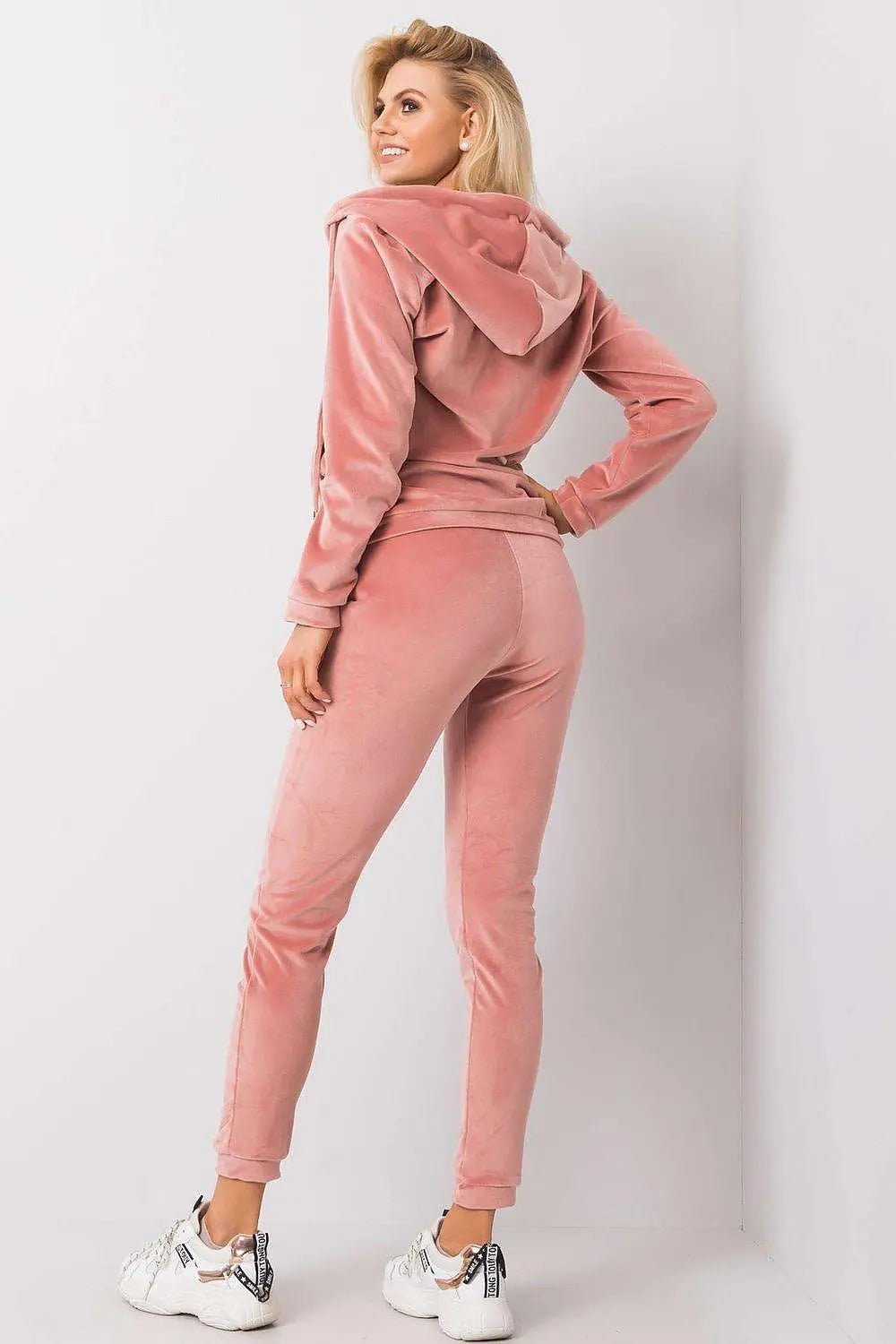 Relevance long sleeves sweatshirt with zipper, hood and slip pockets - Honesty Sales