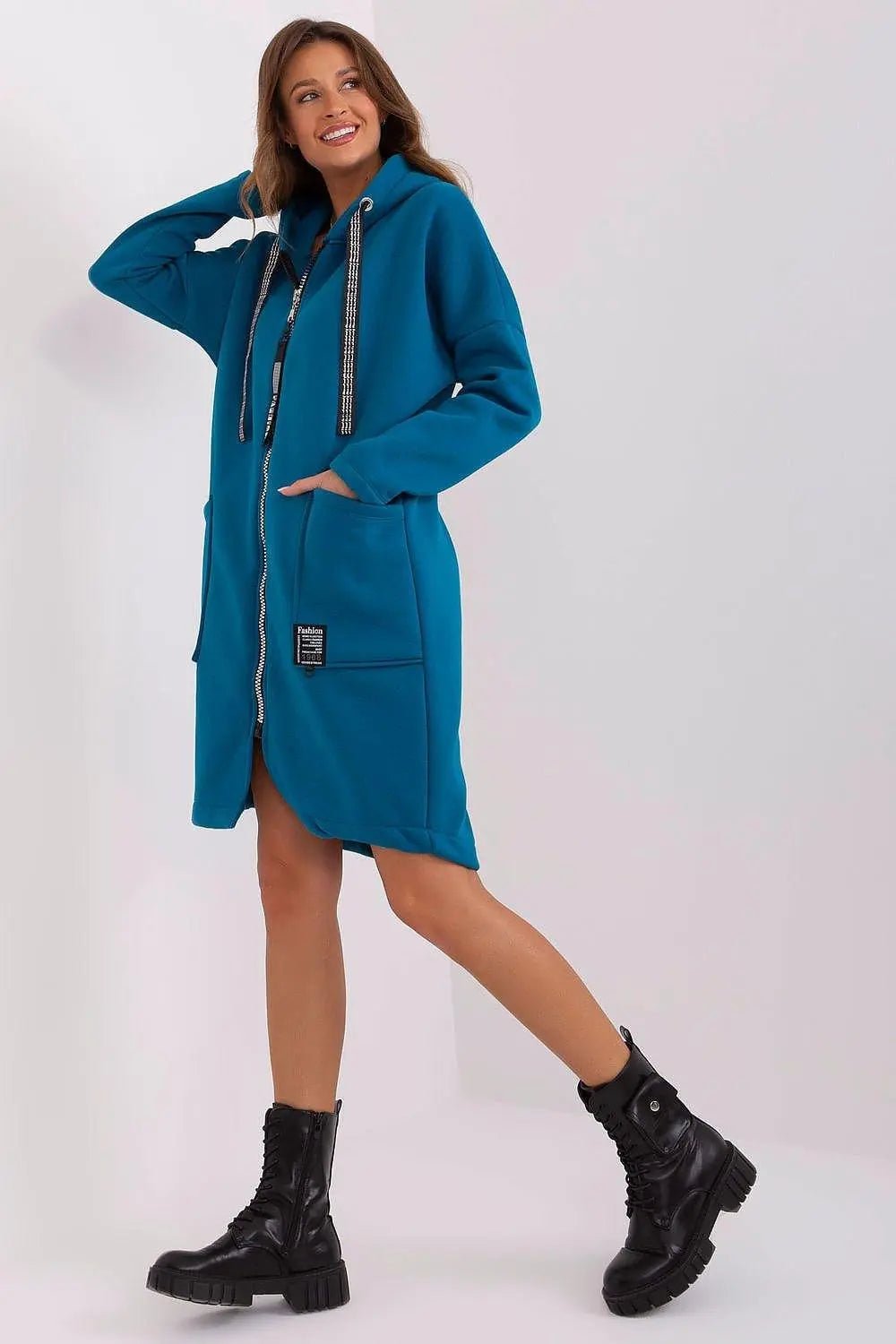 Relevance sporty style and maximum comfortable sweatshirt - Honesty Sales