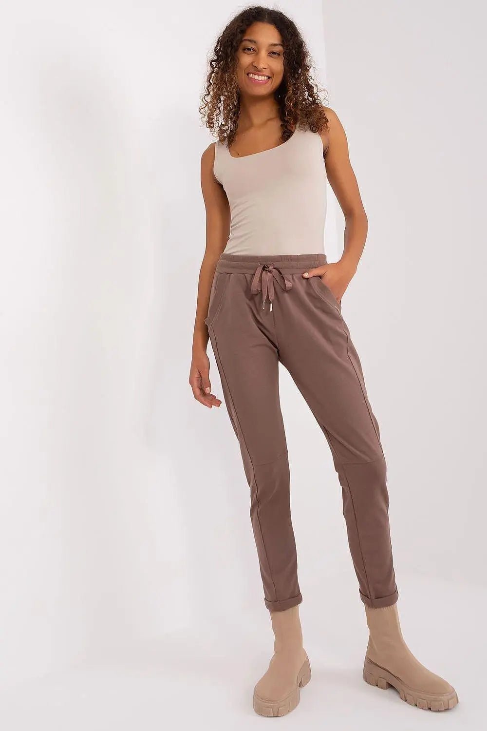 Relevance Tracksuit trousers - sweatpants - Honesty Sales