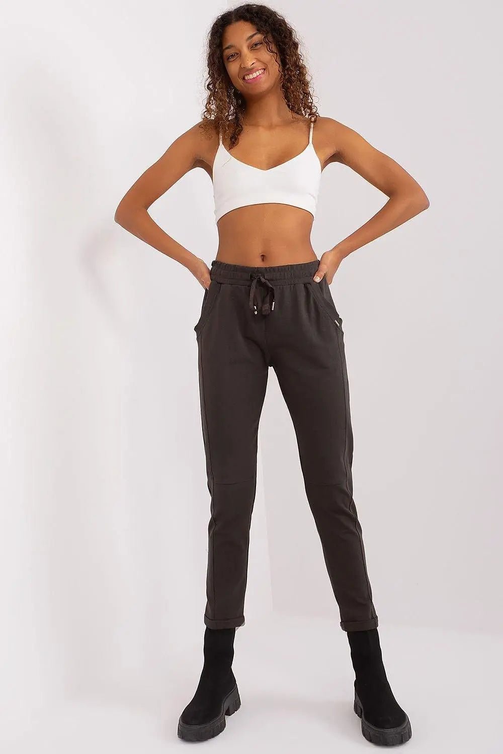Relevance Tracksuit trousers - sweatpants - Honesty Sales