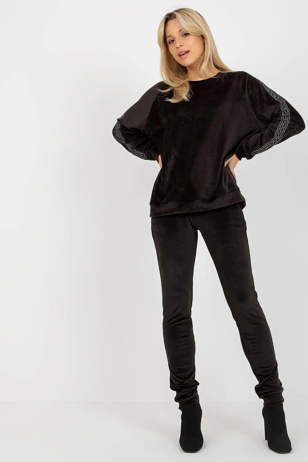 Relevance Velour blouse and long pants set - Honesty Sales