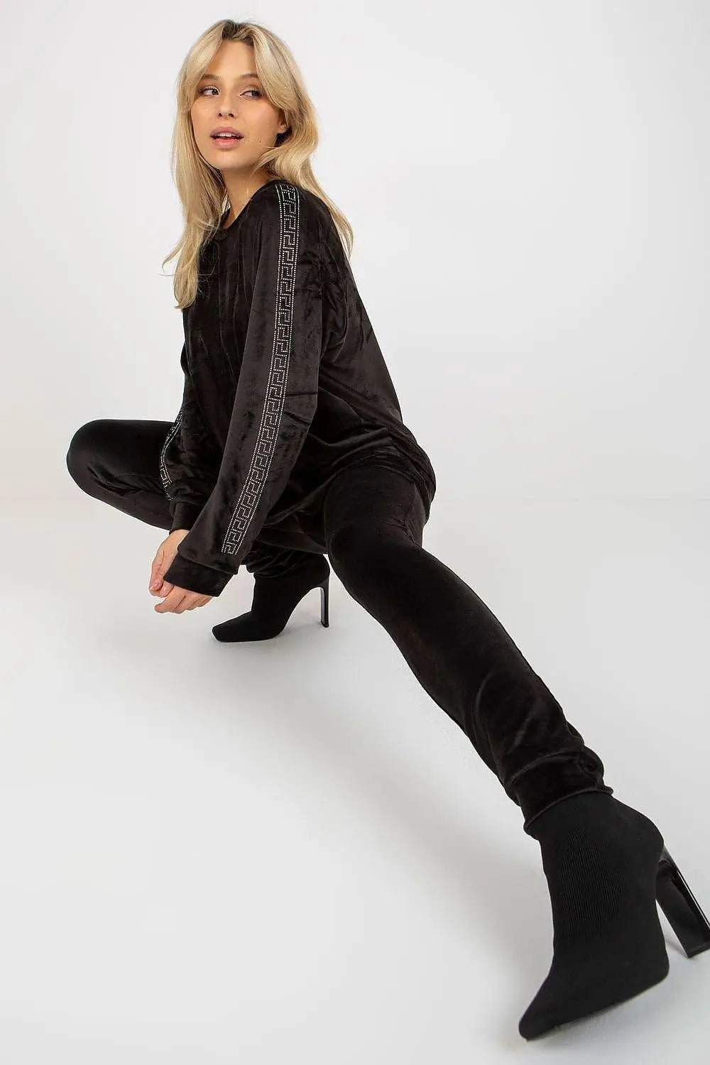 Relevance Velour blouse and long pants set - Honesty Sales