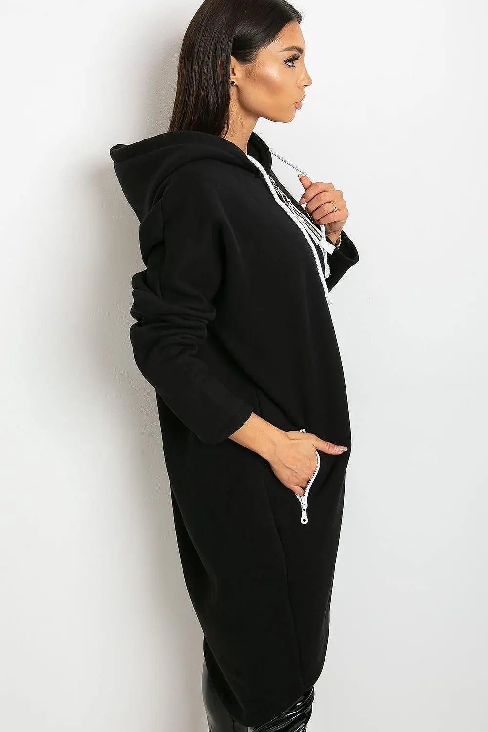 Relevance Womens sweatshirt with an extended cut - Honesty Sales