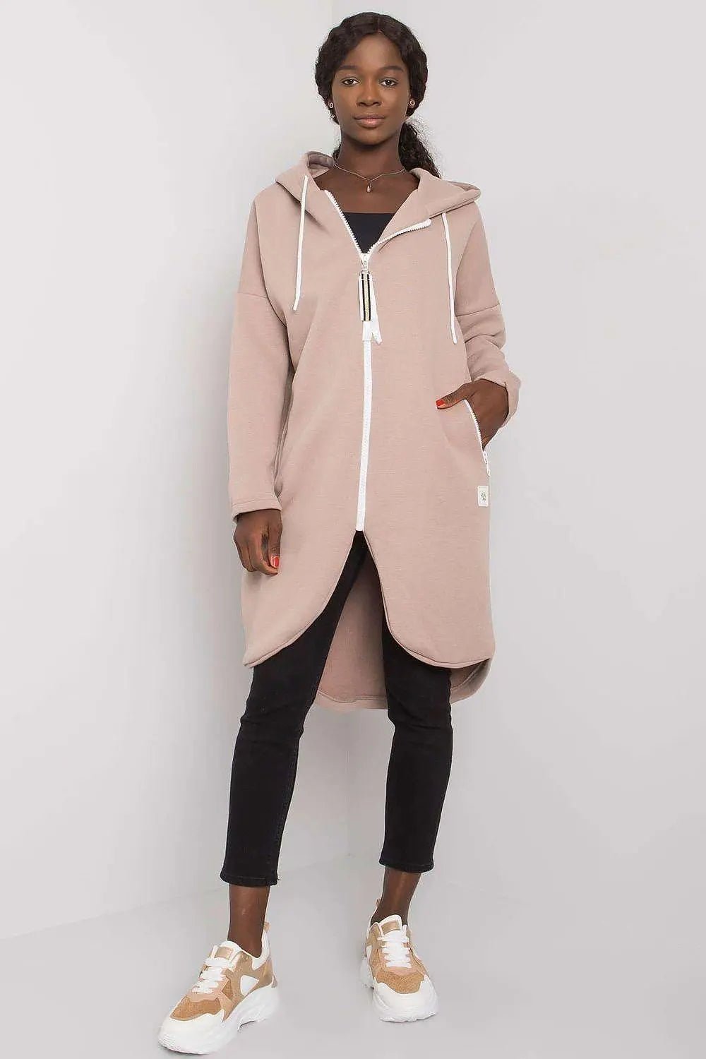 Relevance Womens sweatshirt with an extended cut - Honesty Sales