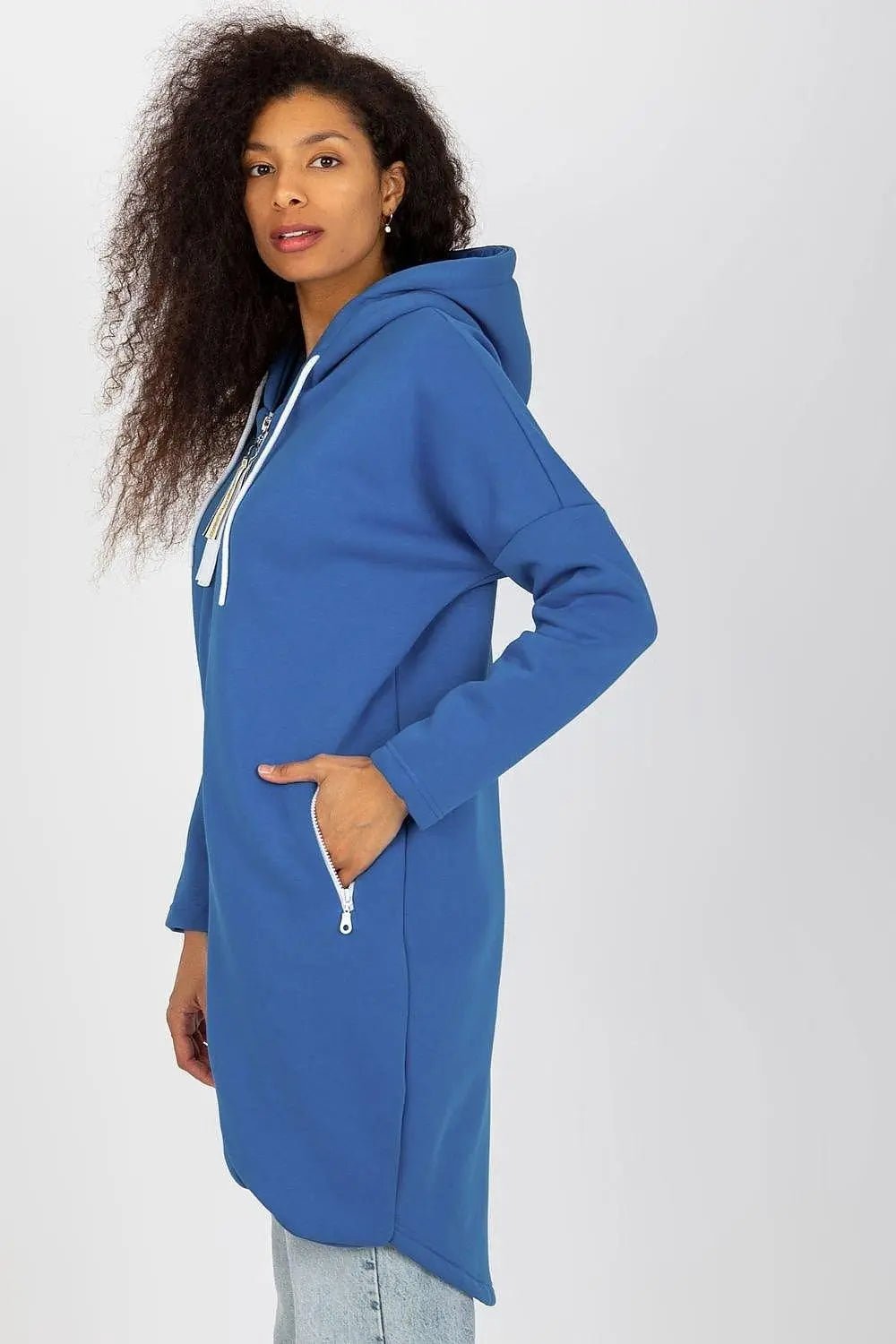 Relevance Womens sweatshirt with an extended cut - Honesty Sales