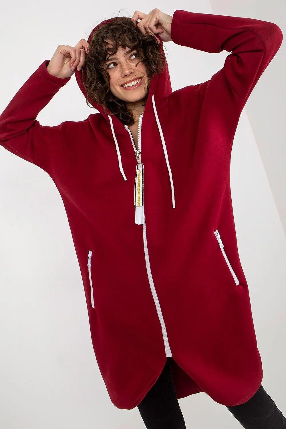 Relevance Womens sweatshirt with an extended cut - Honesty Sales