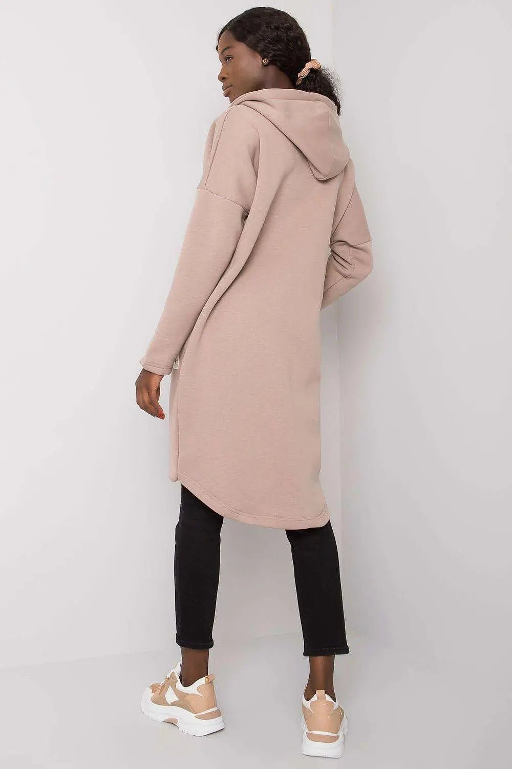 Relevance Womens sweatshirt with an extended cut - Honesty Sales