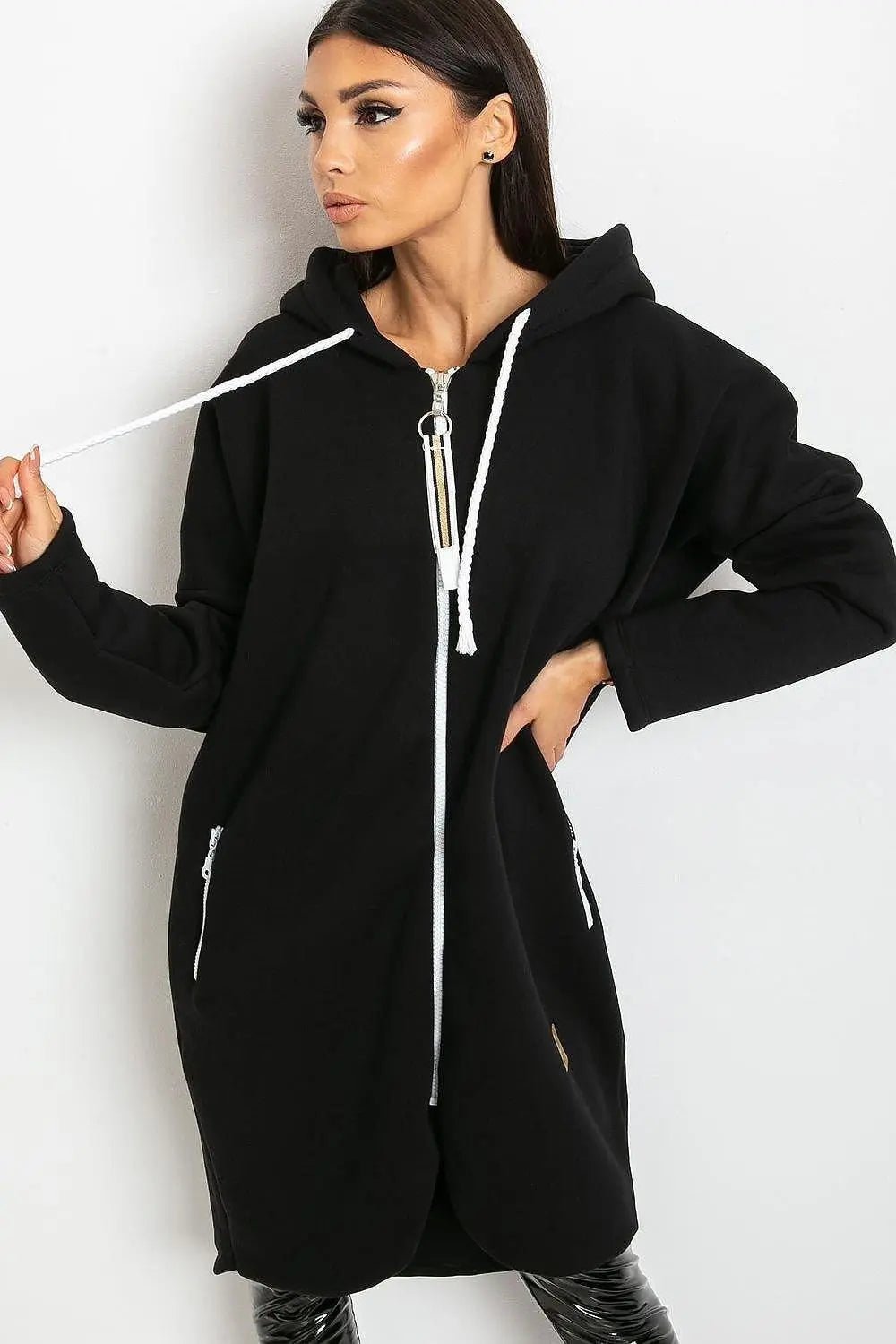 Relevance Womens sweatshirt with an extended cut - Honesty Sales