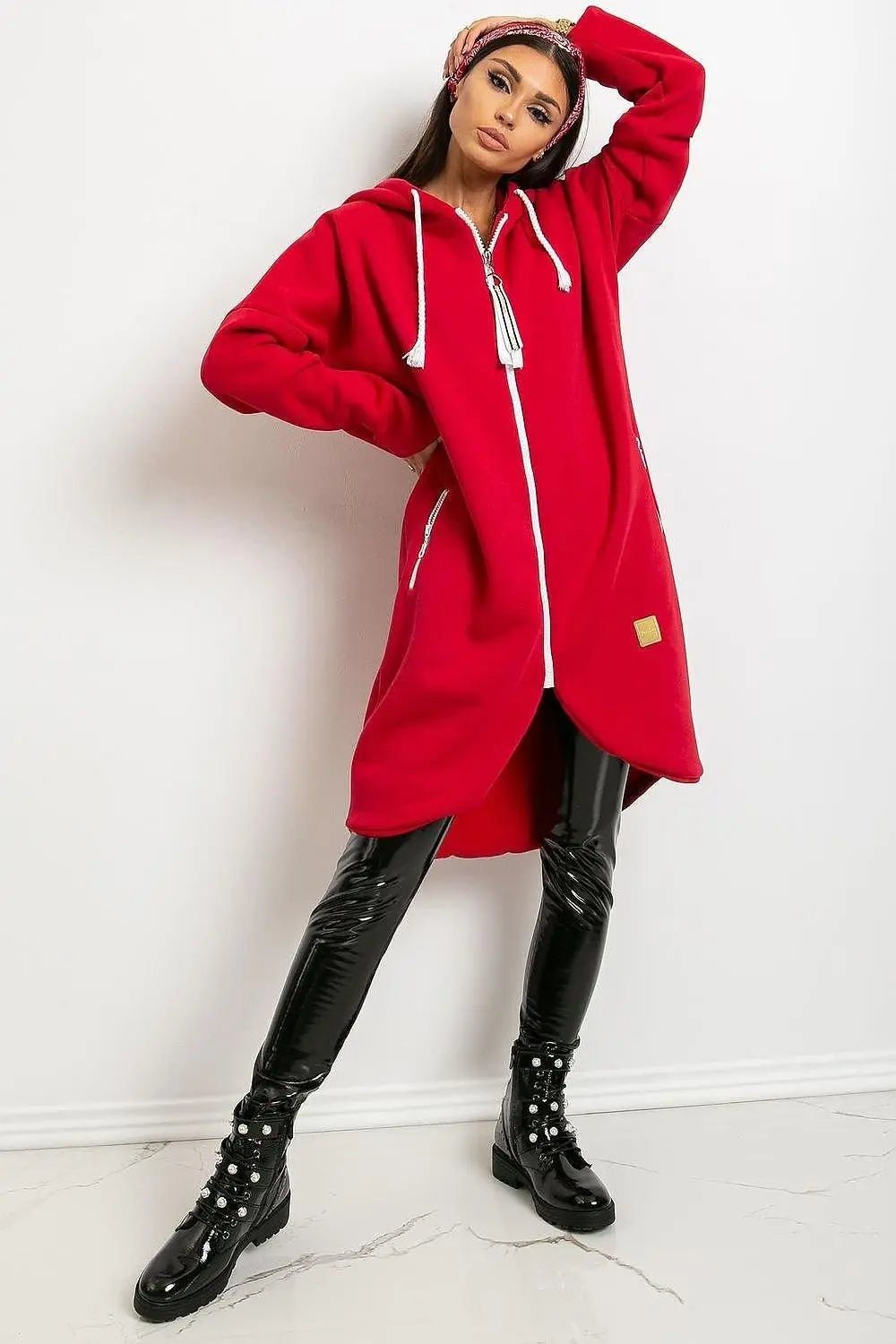 Relevance Womens sweatshirt with an extended cut - Honesty Sales