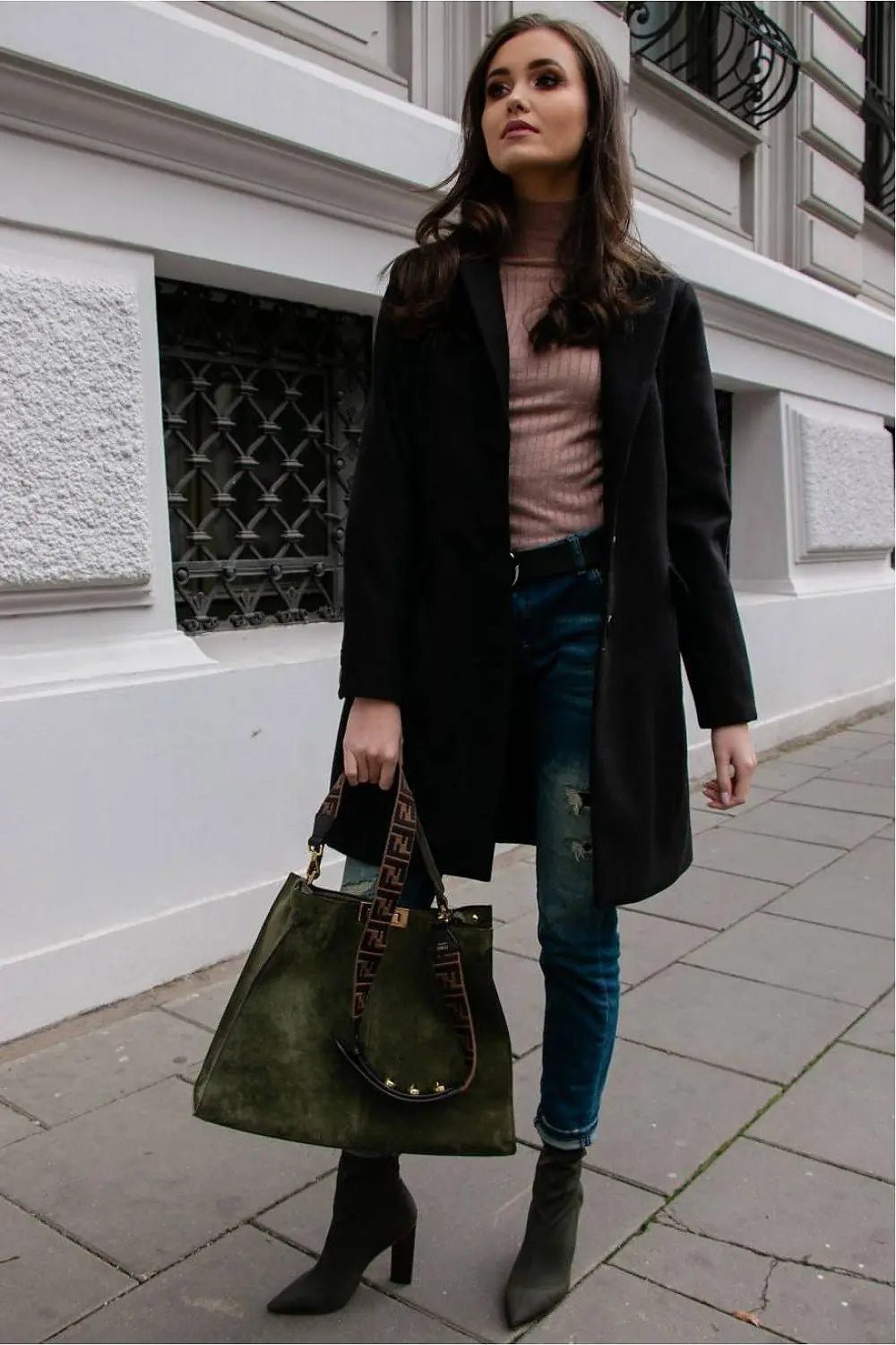 Roco Fashion single-breasted coat with a tailored cut - Honesty Sales