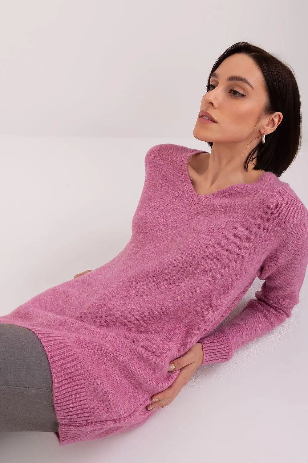 Rue Paris long sleeve and heart neckline sweater - Honesty Sales