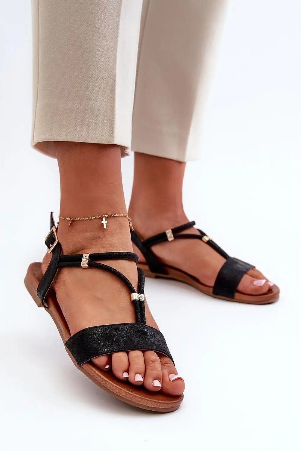 Sandals model 198407 Step in style - Honesty Sales