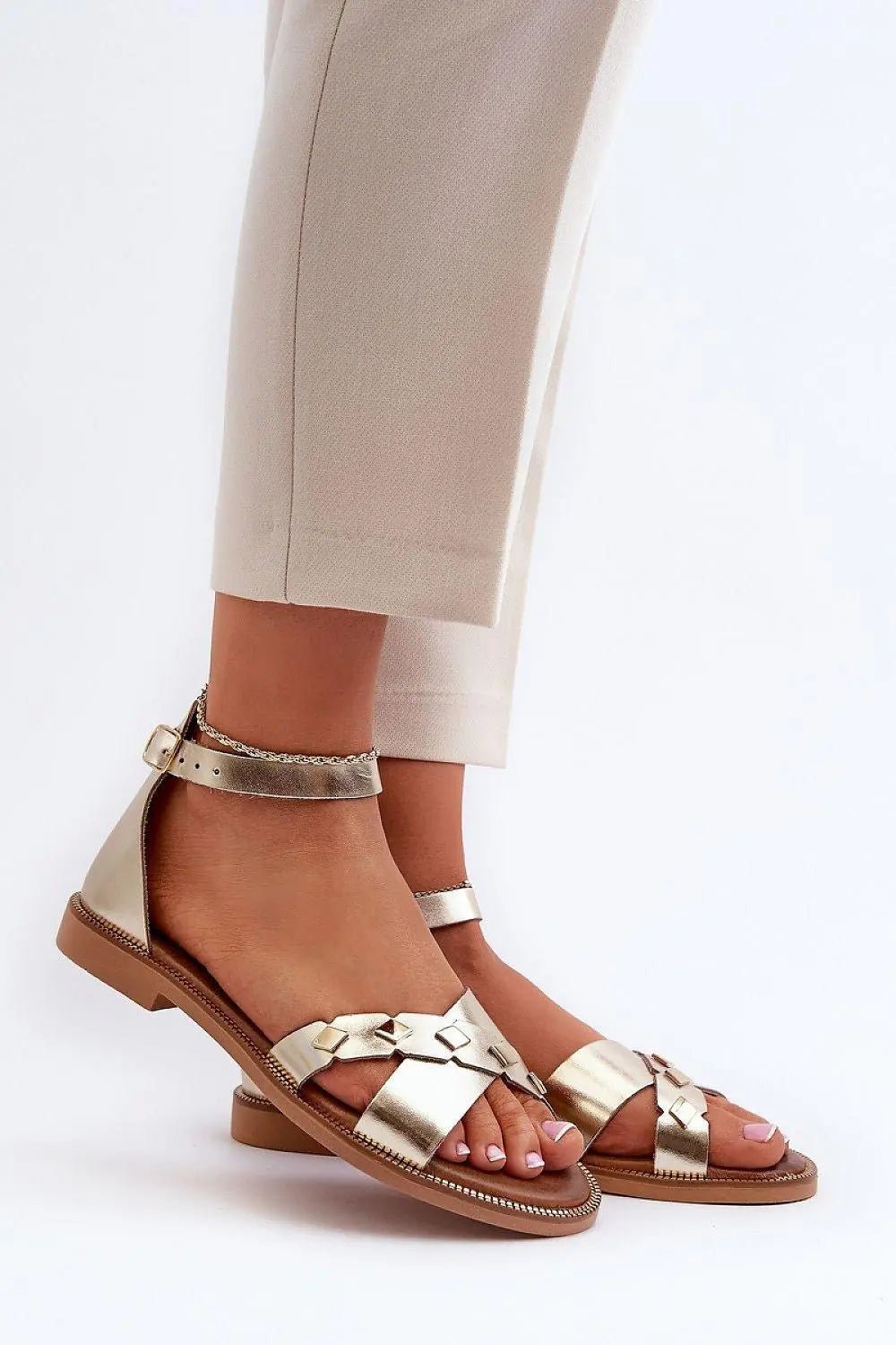 Sandals model 198809 Step in style - Honesty Sales