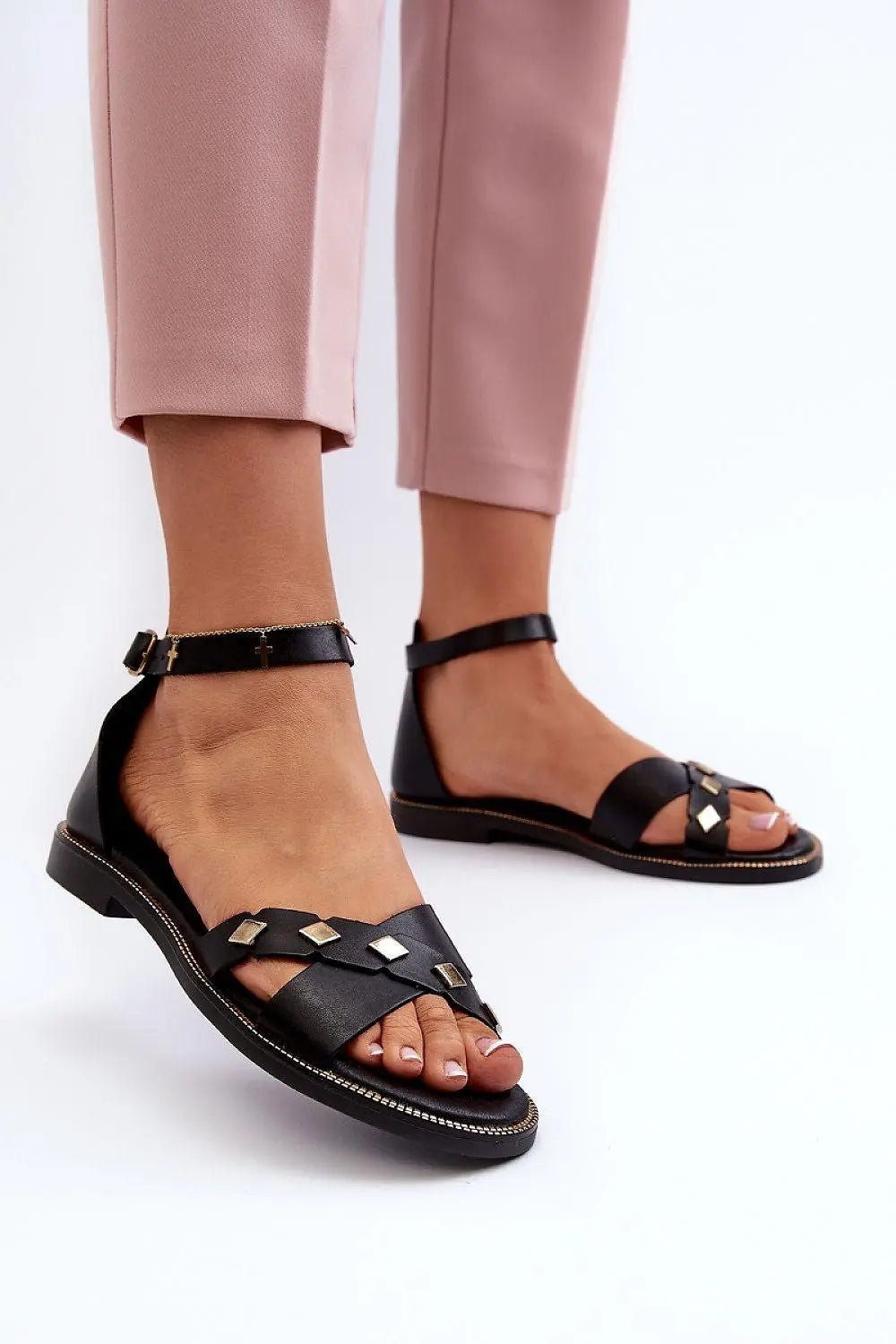 Sandals model 198809 Step in style - Honesty Sales