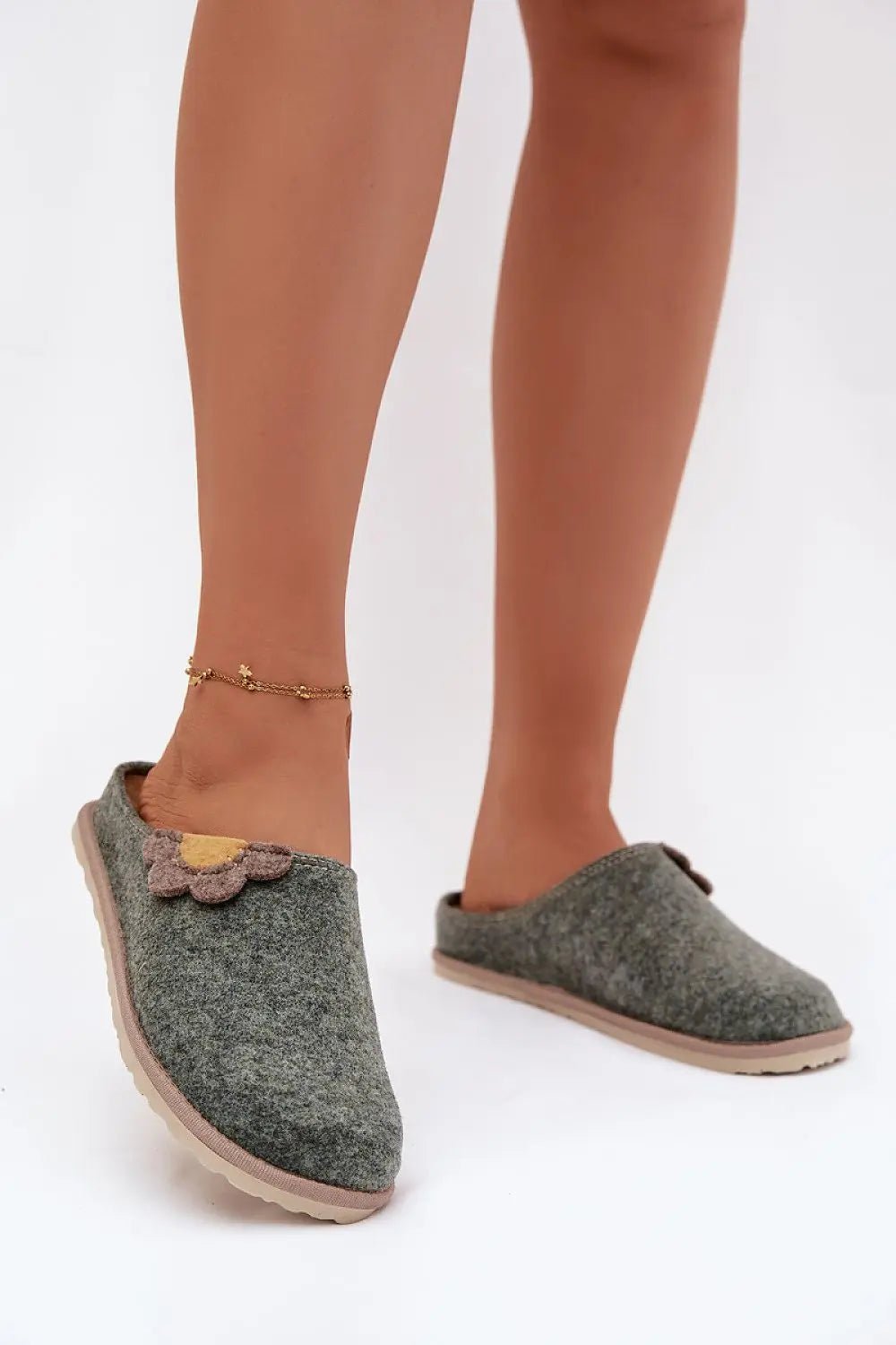 Slippers model 220063 Step in style - Honesty Sales