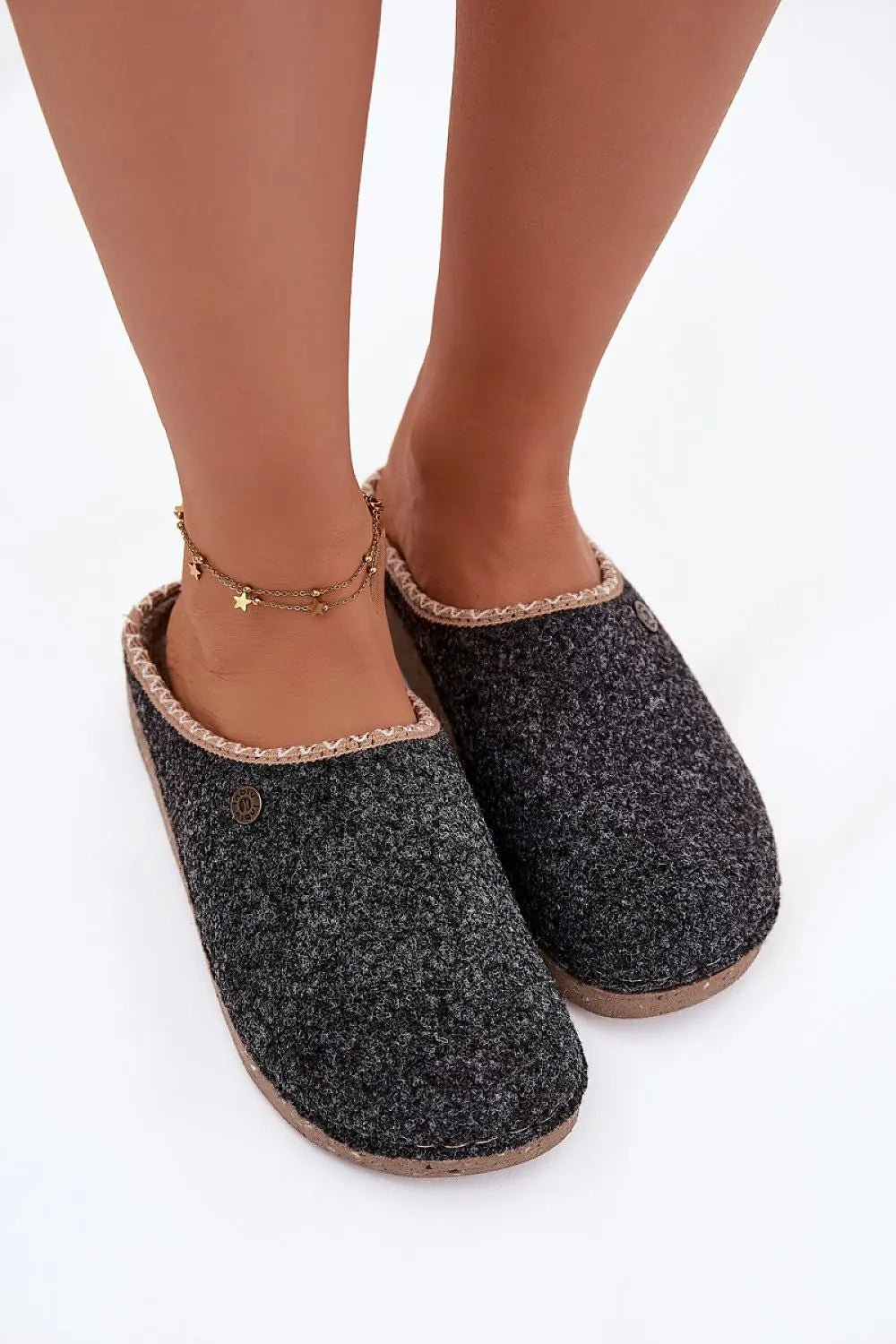 Slippers model 222276 Step in style - Honesty Sales