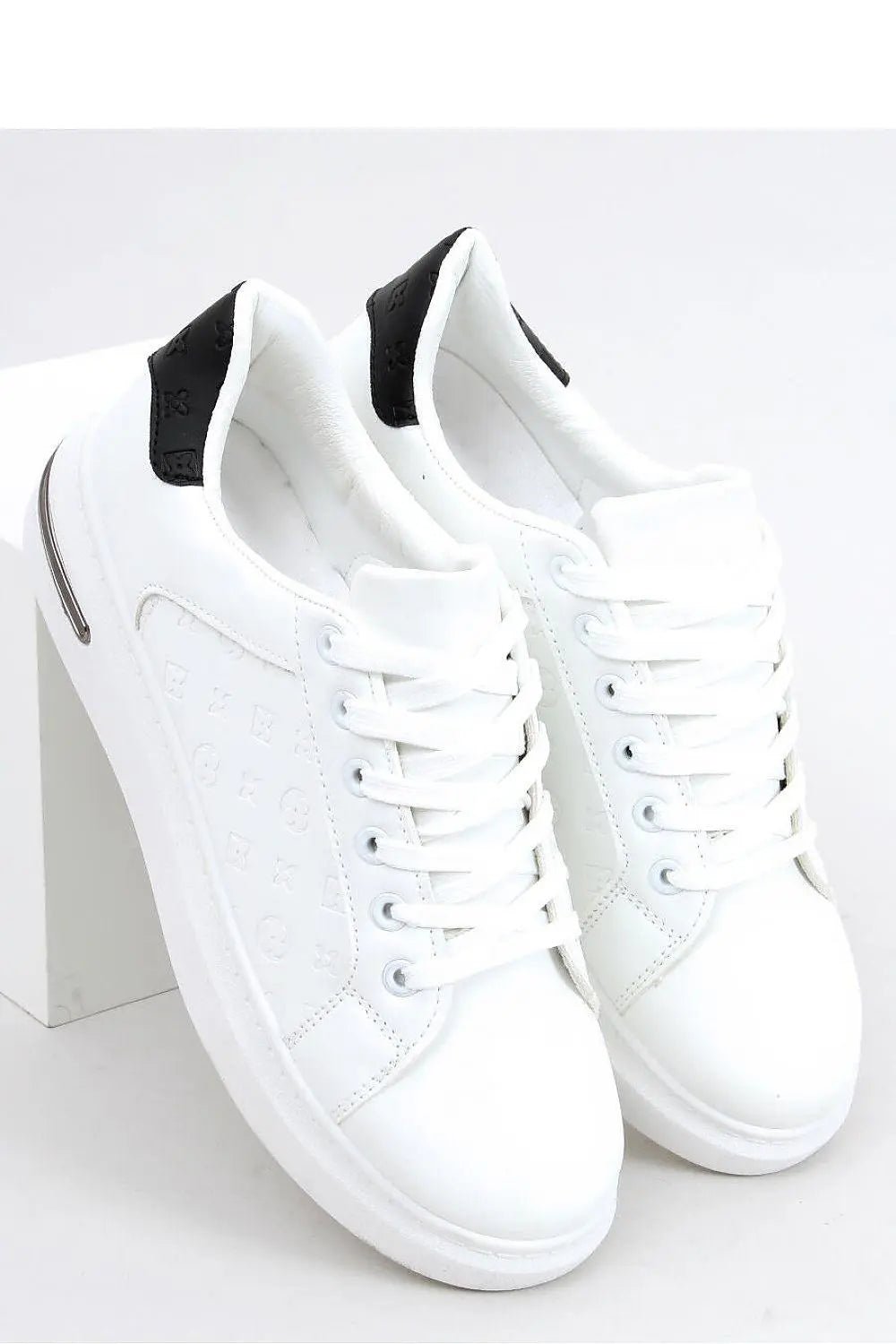 Sneakers model 163894 Inello - Honesty Sales