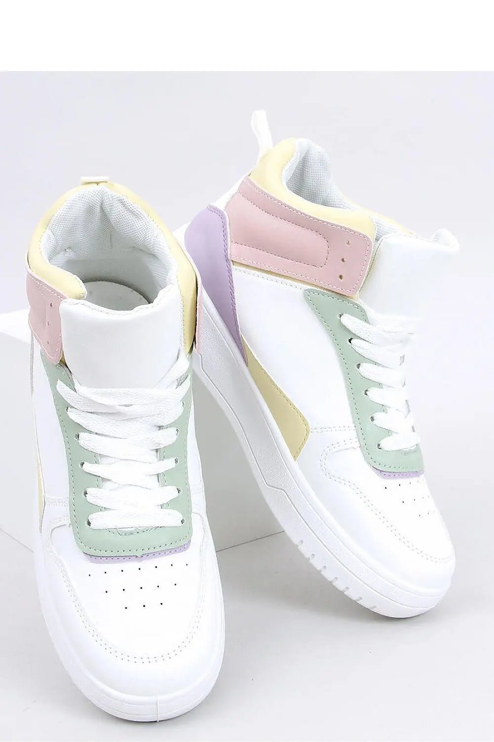 Sneakers model 170603 Inello - Honesty Sales