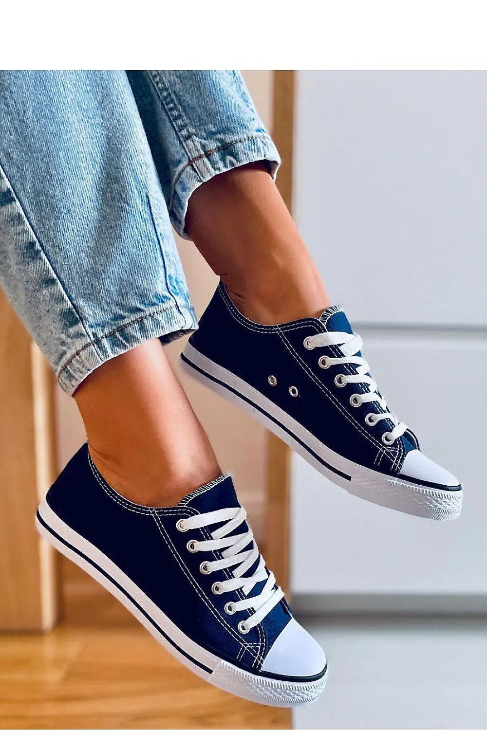 Sneakers model 170664 Inello - Honesty Sales