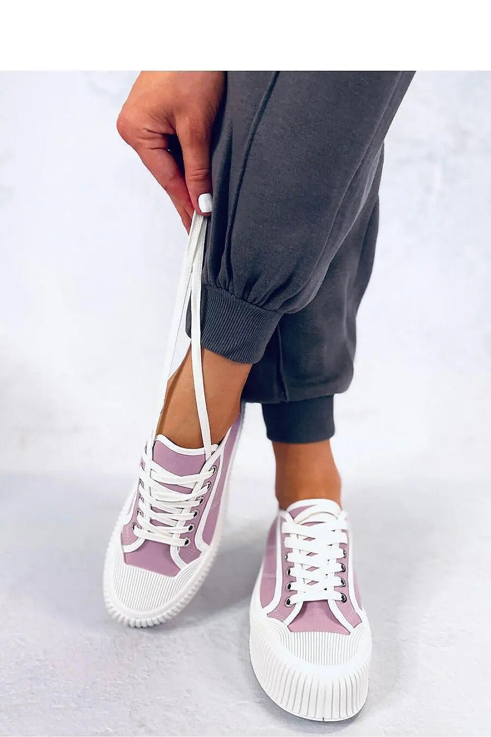 Sneakers model 176131 Inello - Honesty Sales