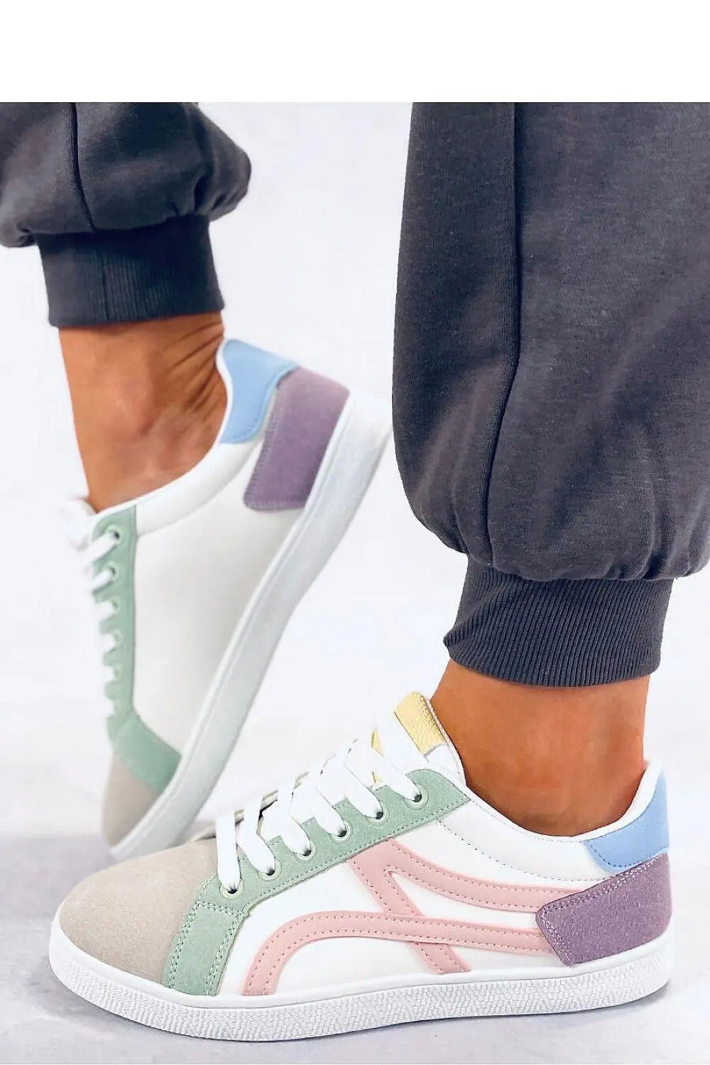 Sneakers model 176143 Inello - Honesty Sales