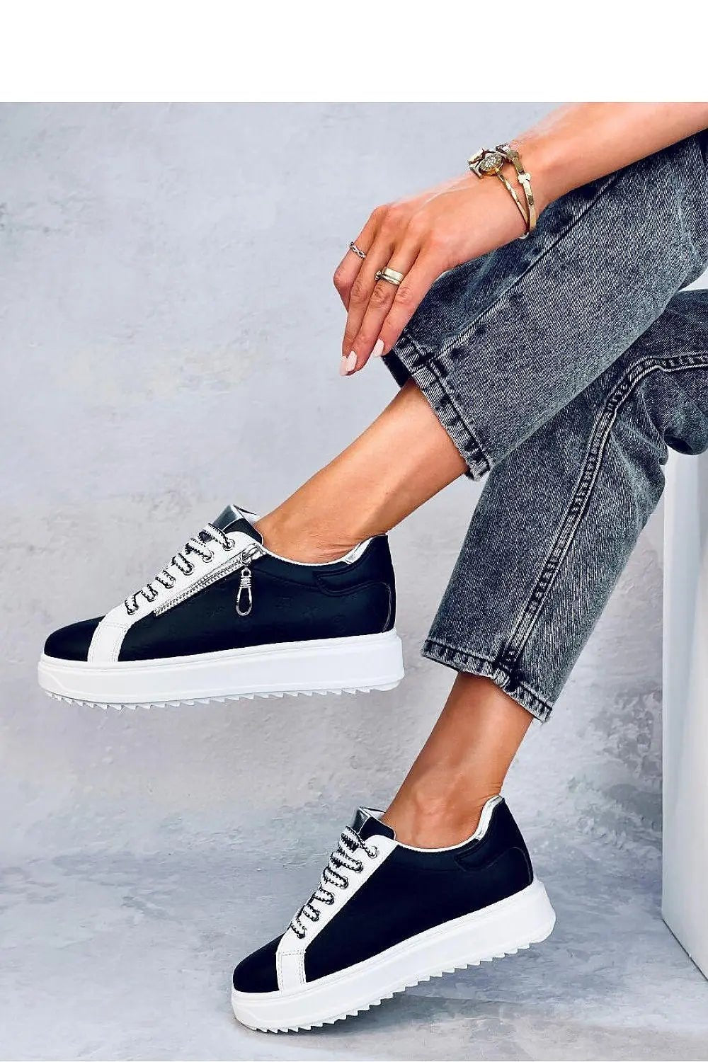 Sneakers model 184227 Inello - Honesty Sales