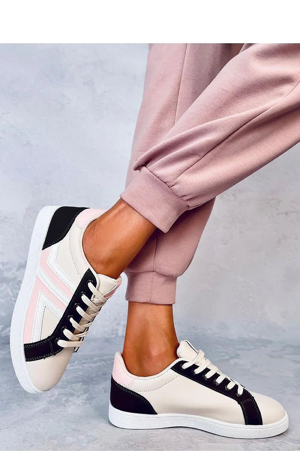 Sneakers model 184268 Inello - Honesty Sales