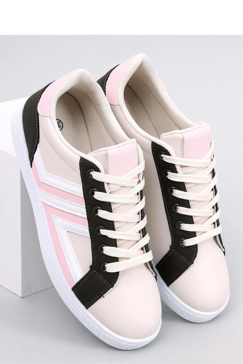Sneakers model 184268 Inello - Honesty Sales