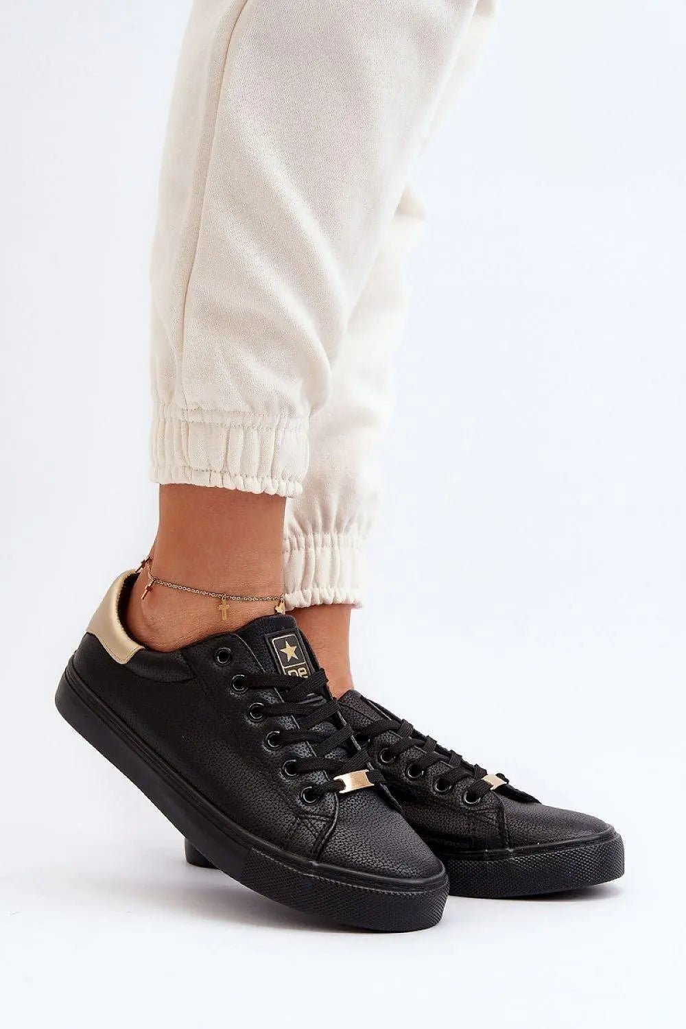 Sneakers model 193539 Step in style - Honesty Sales