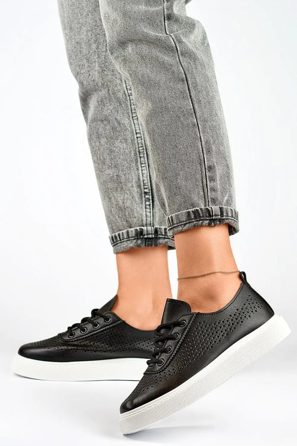 Sneakers model 193736 PRIMO - Honesty Sales