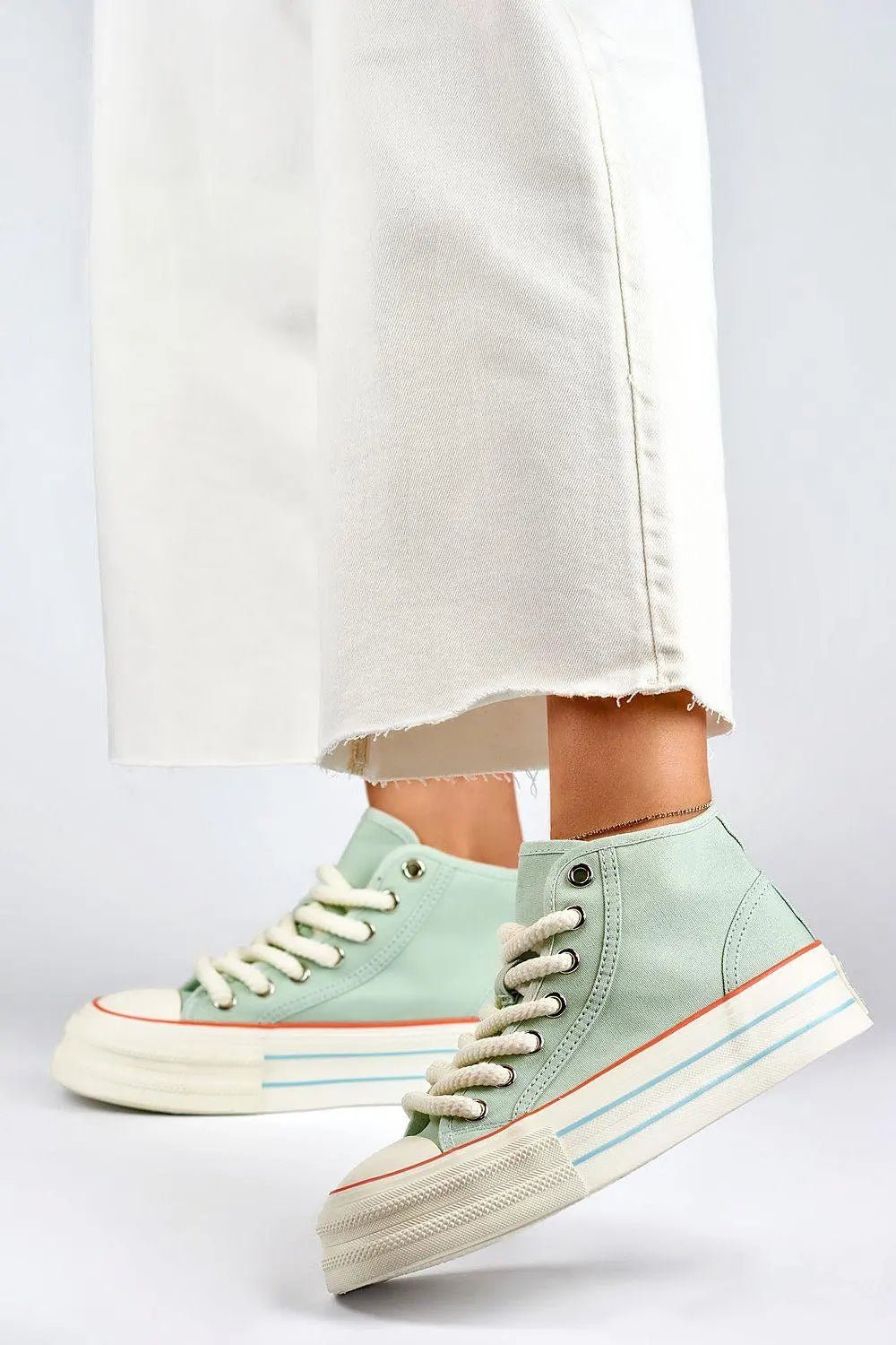Sneakers model 193748 PRIMO - Honesty Sales