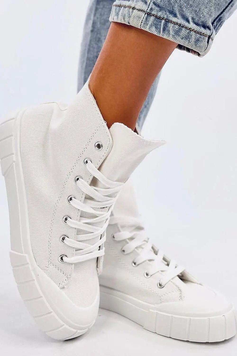 Sneakers model 195528 Inello - Honesty Sales