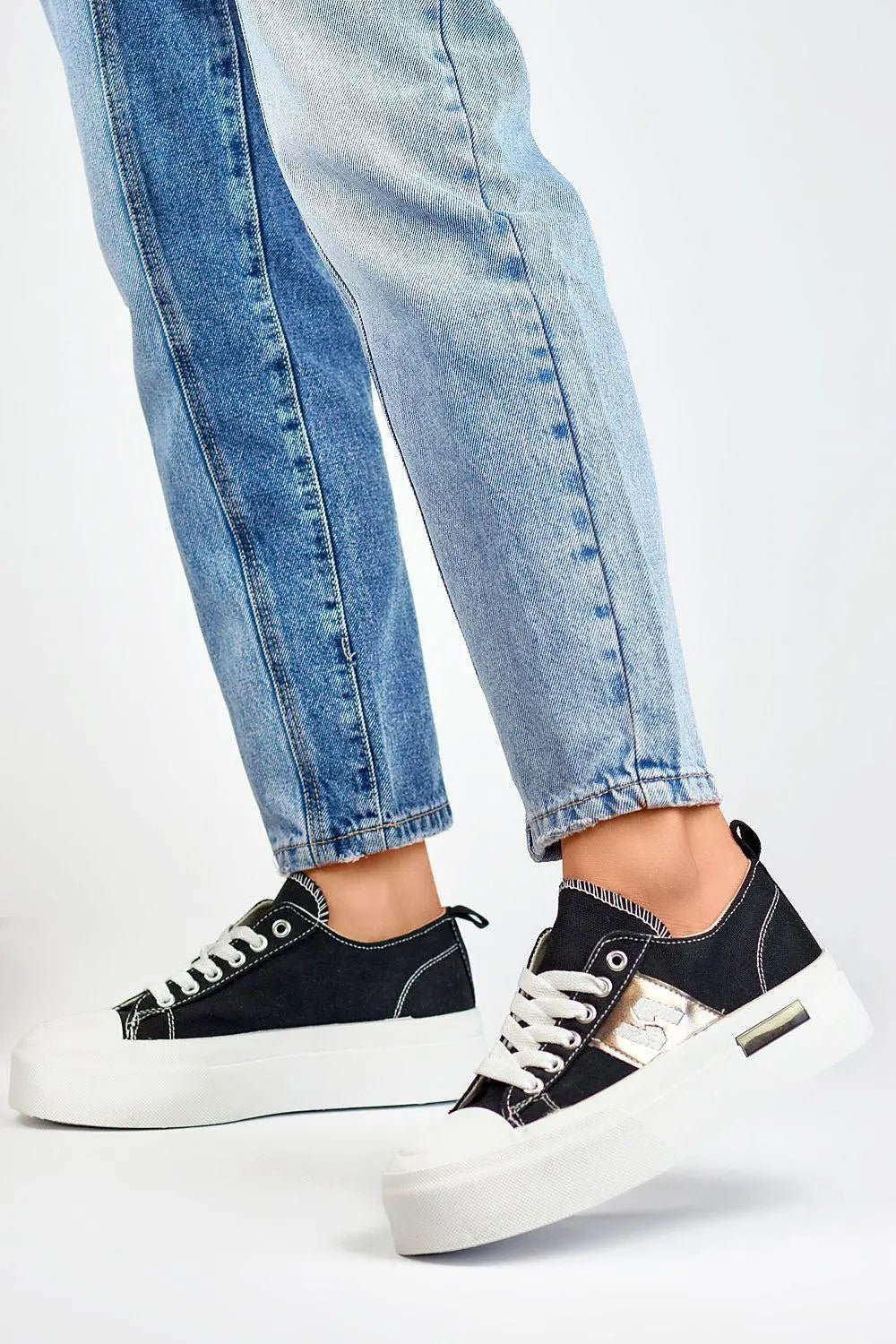 Sneakers model 197980 PRIMO - Honesty Sales