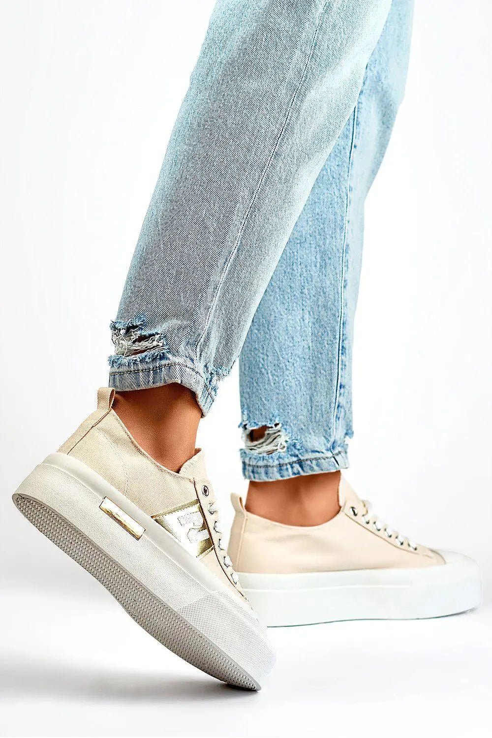 Sneakers model 197980 PRIMO - Honesty Sales