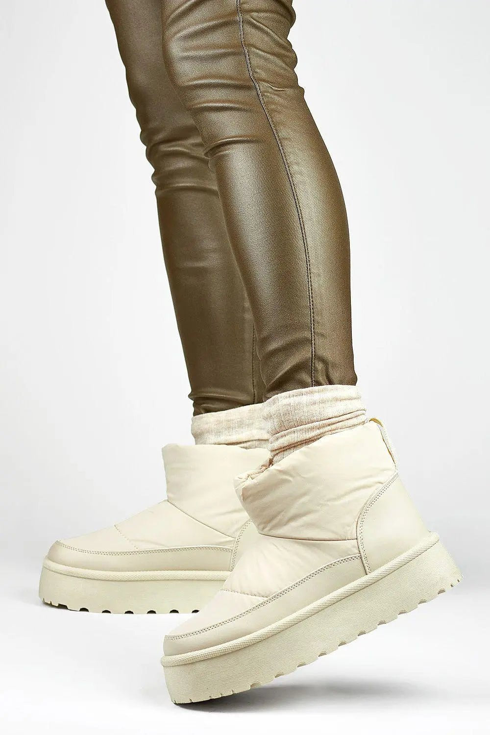 Snow boots model 191308 PRIMO - Honesty Sales
