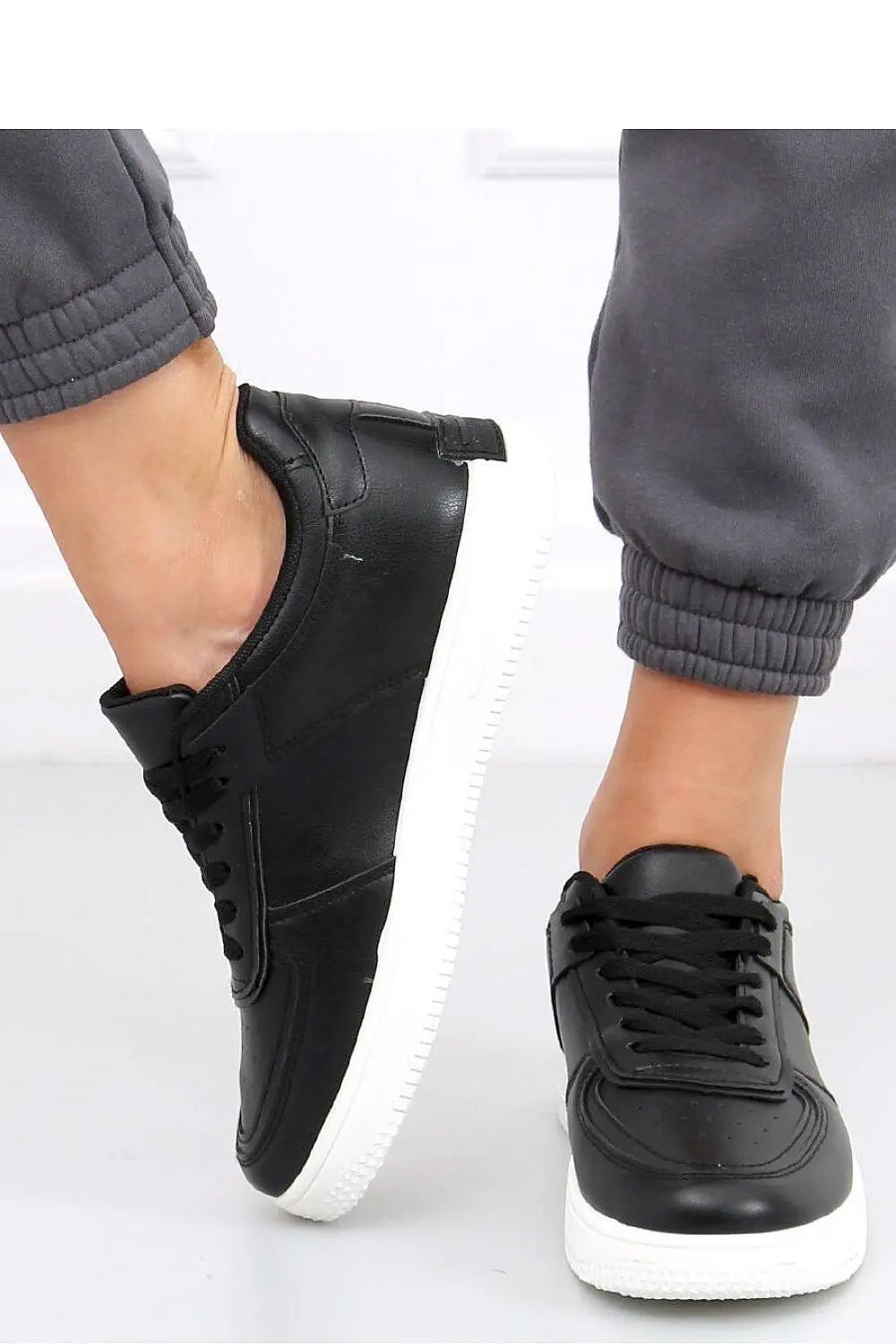 Sport Shoes model 164907 Inello - Honesty Sales