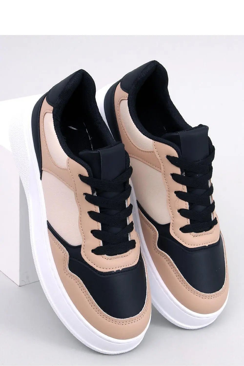 Sport Shoes model 184237 Inello - Honesty Sales