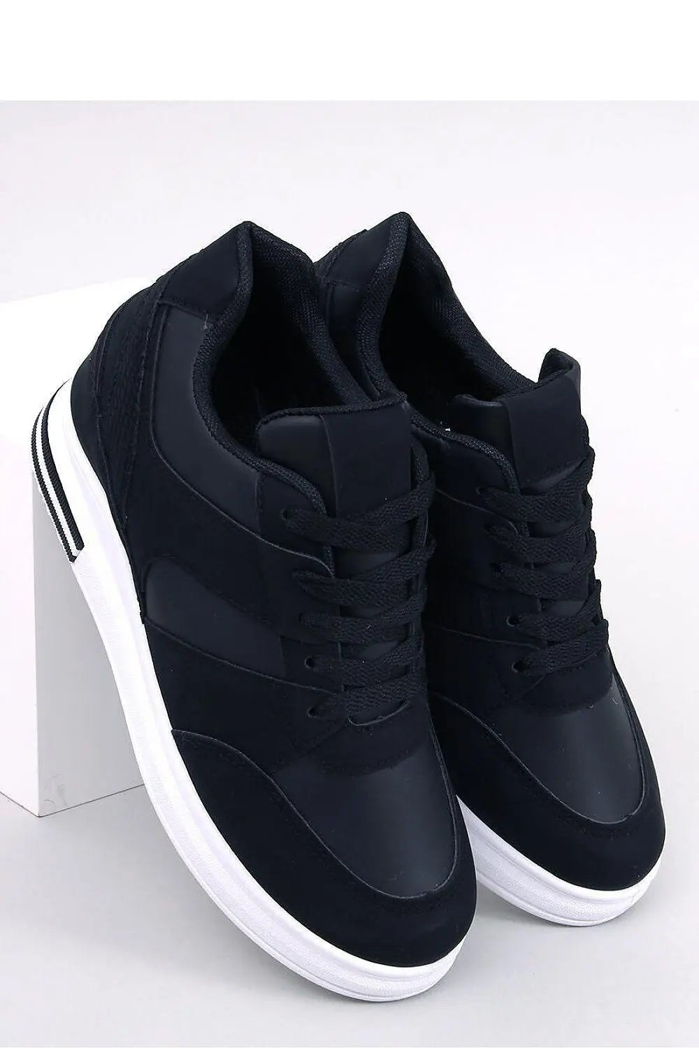 Sport Shoes model 184567 Inello - Honesty Sales